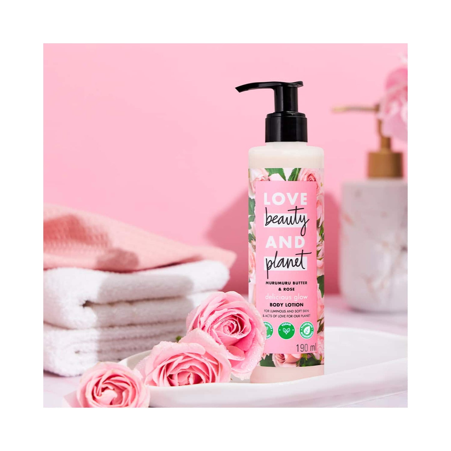 Love Beauty & Planet Murumuru Butter & Rose Moisturising Body Lotion (190 ml)